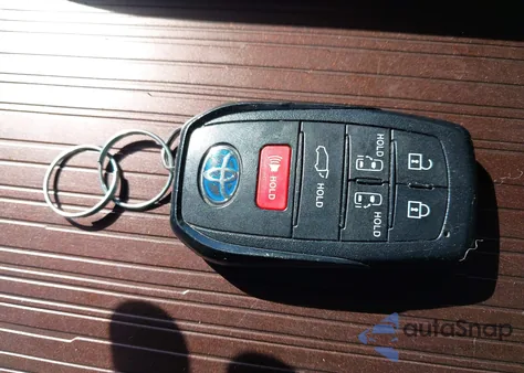 2021 Toyota Sienna Xle из США, поврежденный, VIN 5TDJRKEC0MS046195